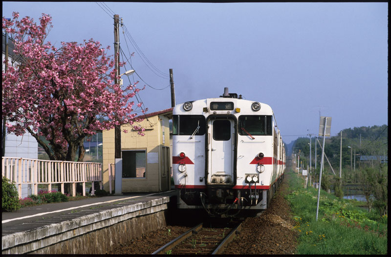 2003.5.13　八戸線平内駅