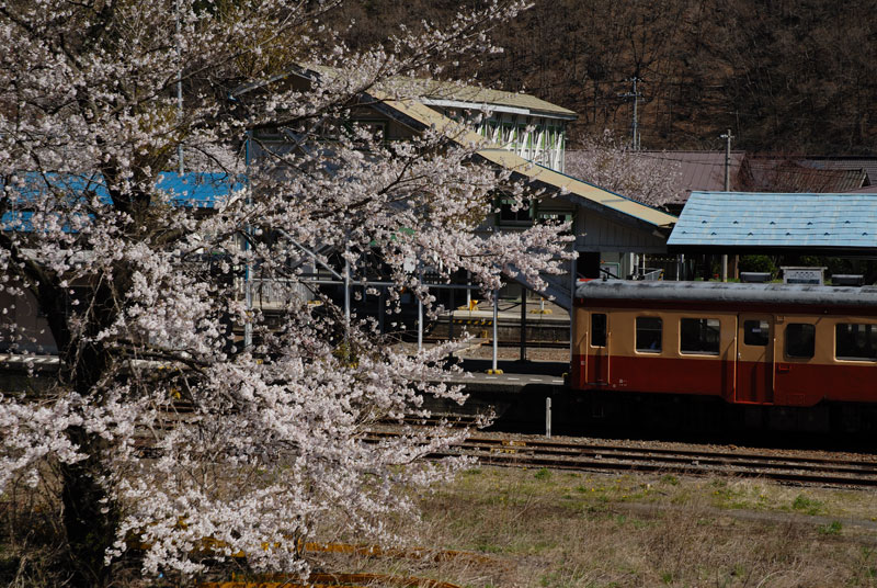 2007.4.28　山田線茂市駅　Nikon D200